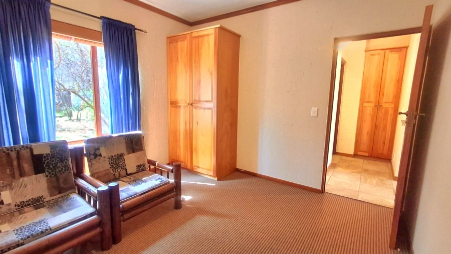 4 Bedroom Property for Sale in Boschenvaal River Front Lodges Free State
